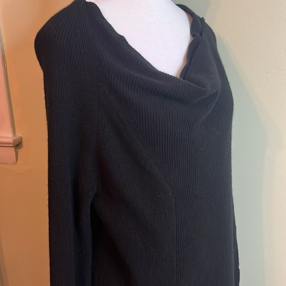 Vineyard Vines black Wool Cashmere blend Knit Wrap Cardigan Sweater, size medium - Picture 17 of 17